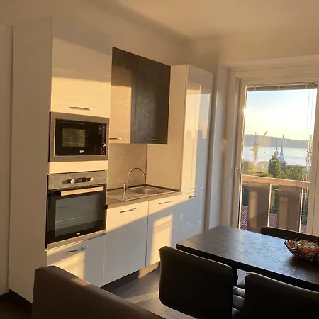 Flat Bella Vista-sea Sight-close Center- Quiet